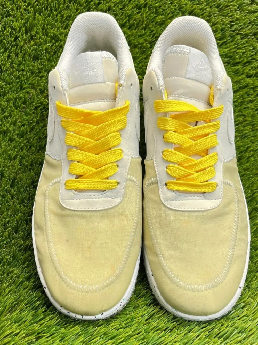 Nike Women's Low-Top Sneakers White and Yellow